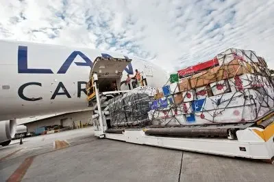 Flower cargo loader positioned at an aircraft